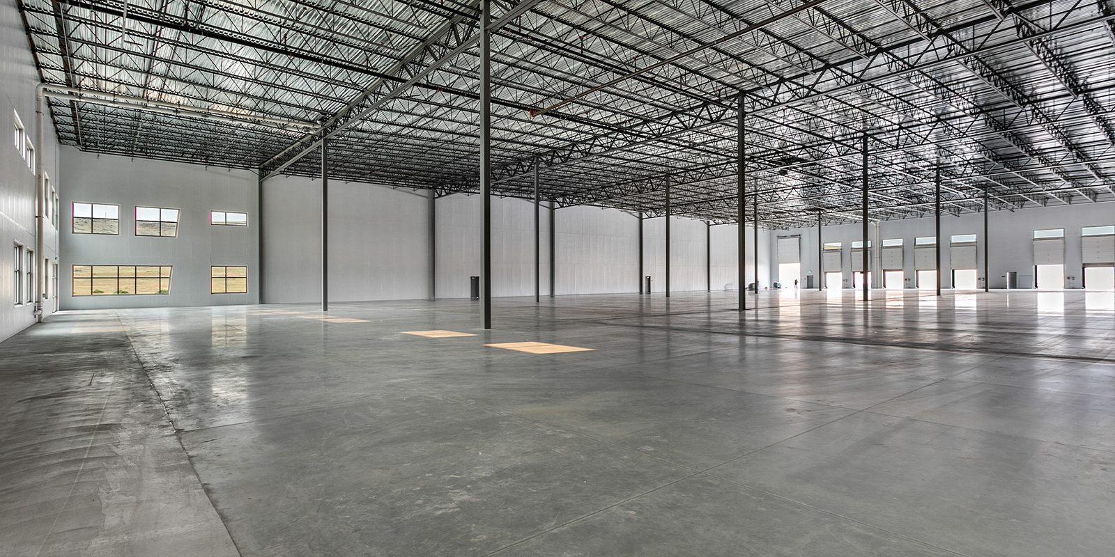 Interior warehouse space leased by TOK Commercial