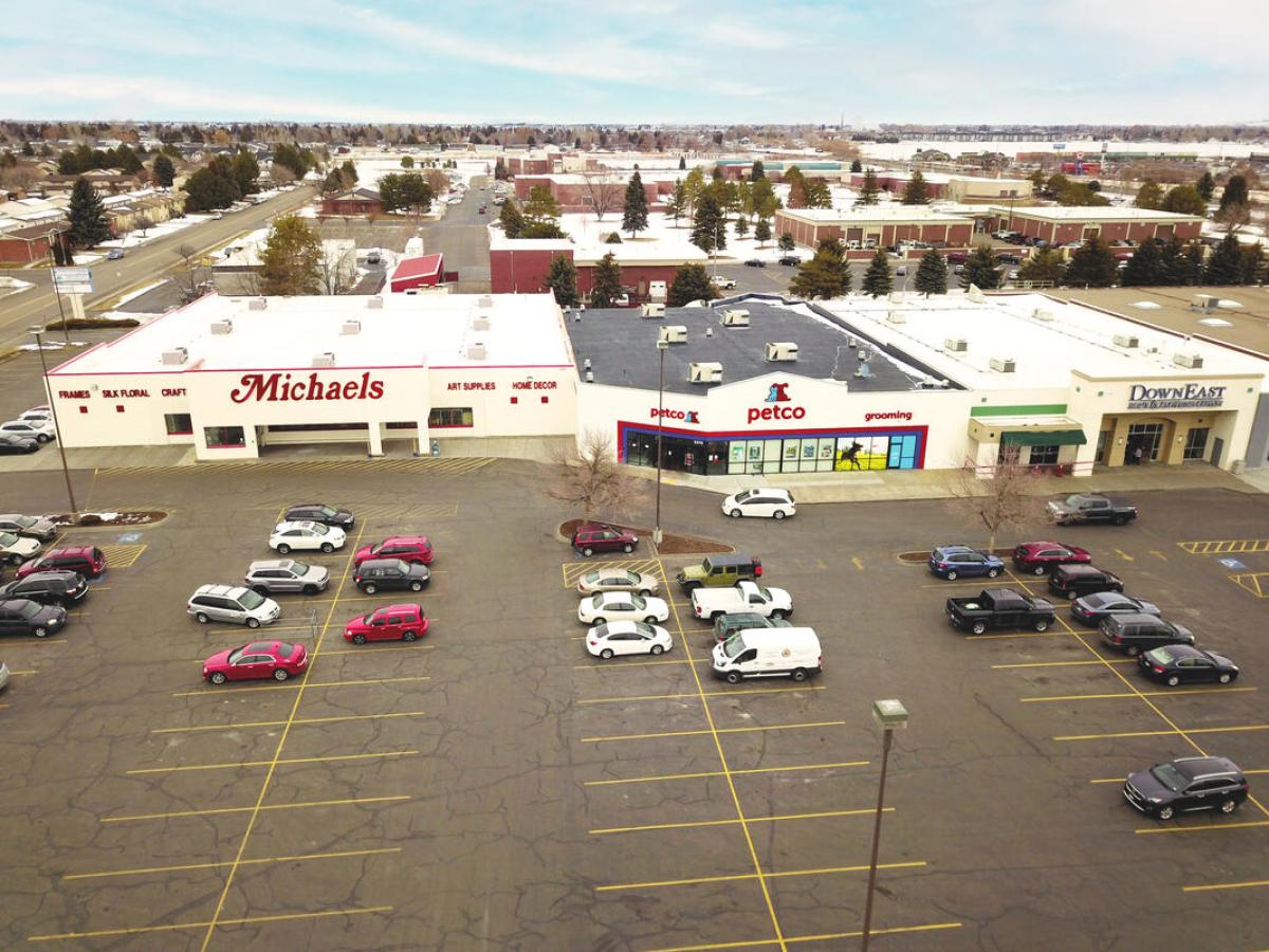 Aerial photo of Ashment Shopping Center in Idaho Falls leased by TOK Commercial