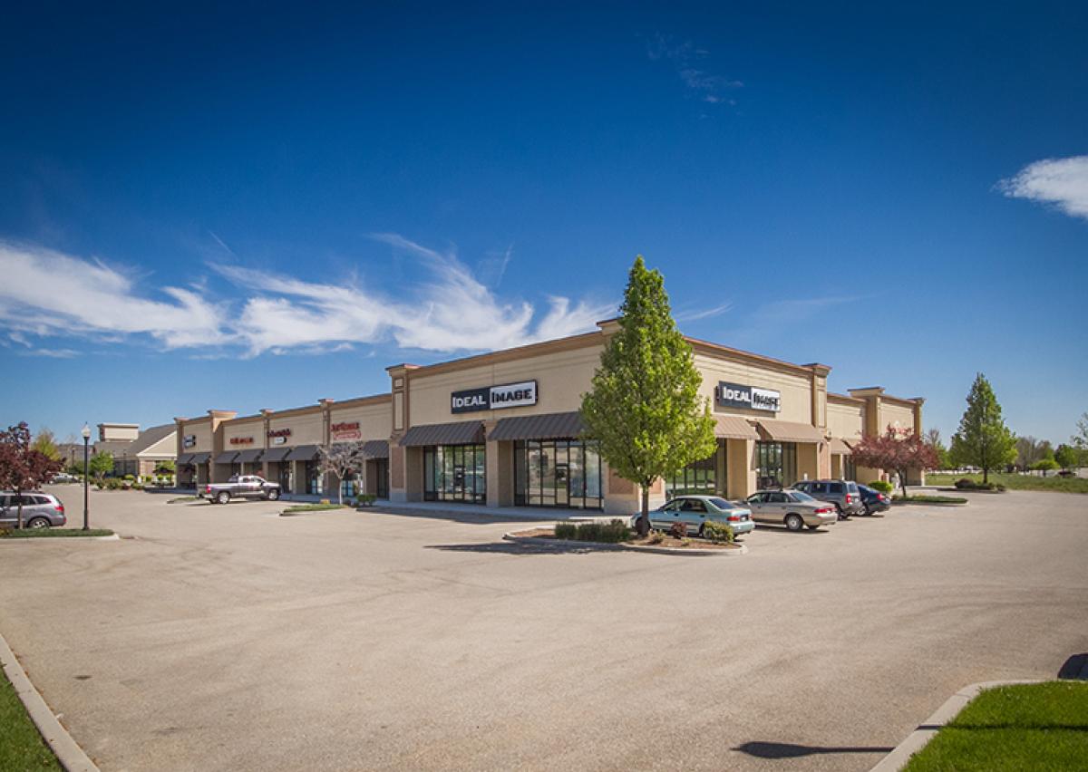 El Dorado Marketplace Continues Lease with Ideal Image