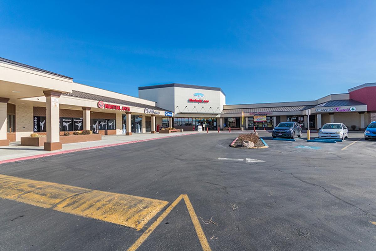 Five Mile Plaza Leases Space
